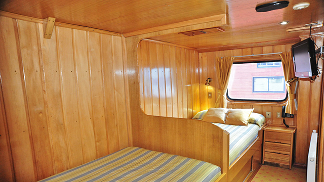 Doble Cabin Parthenon Deck